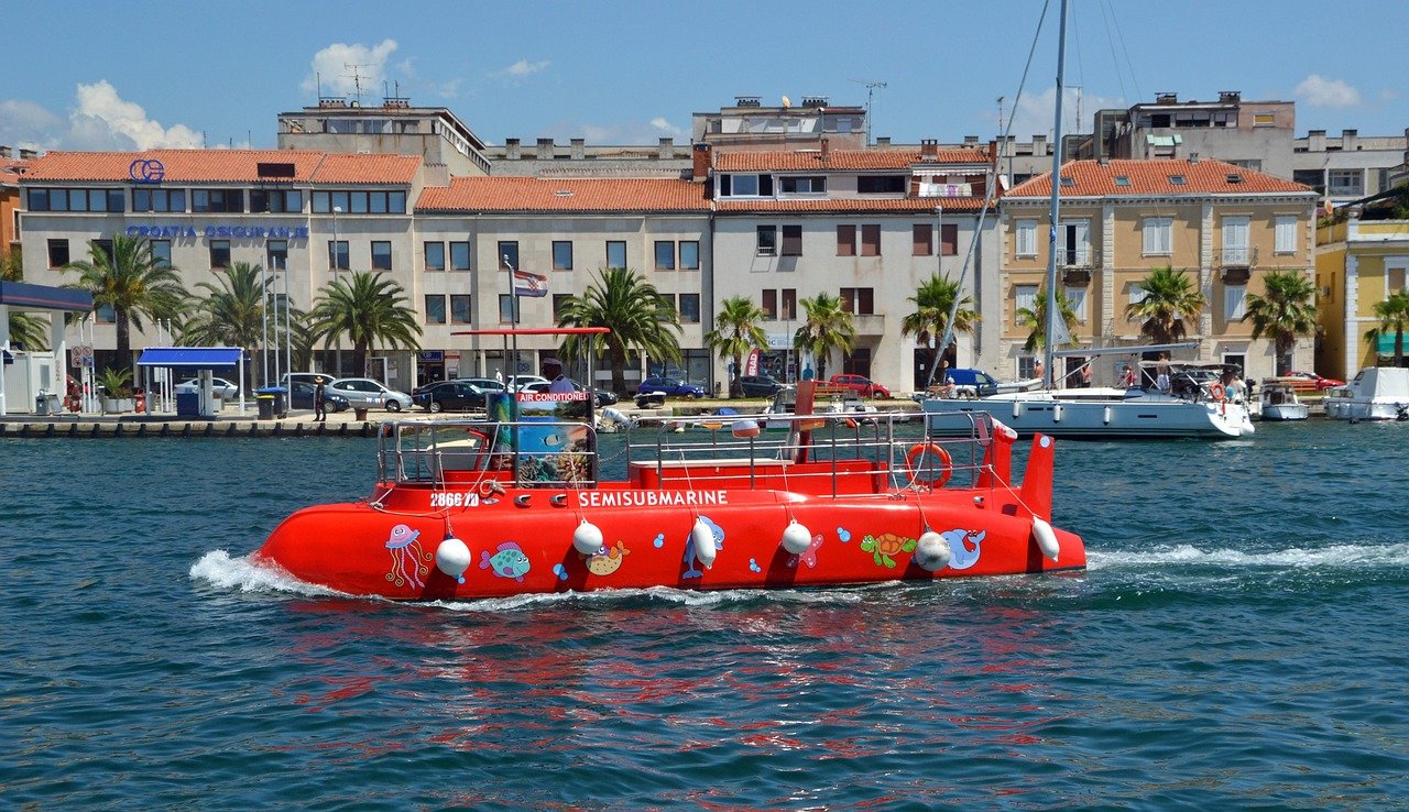 Semi-submarine ride at Havelock Island