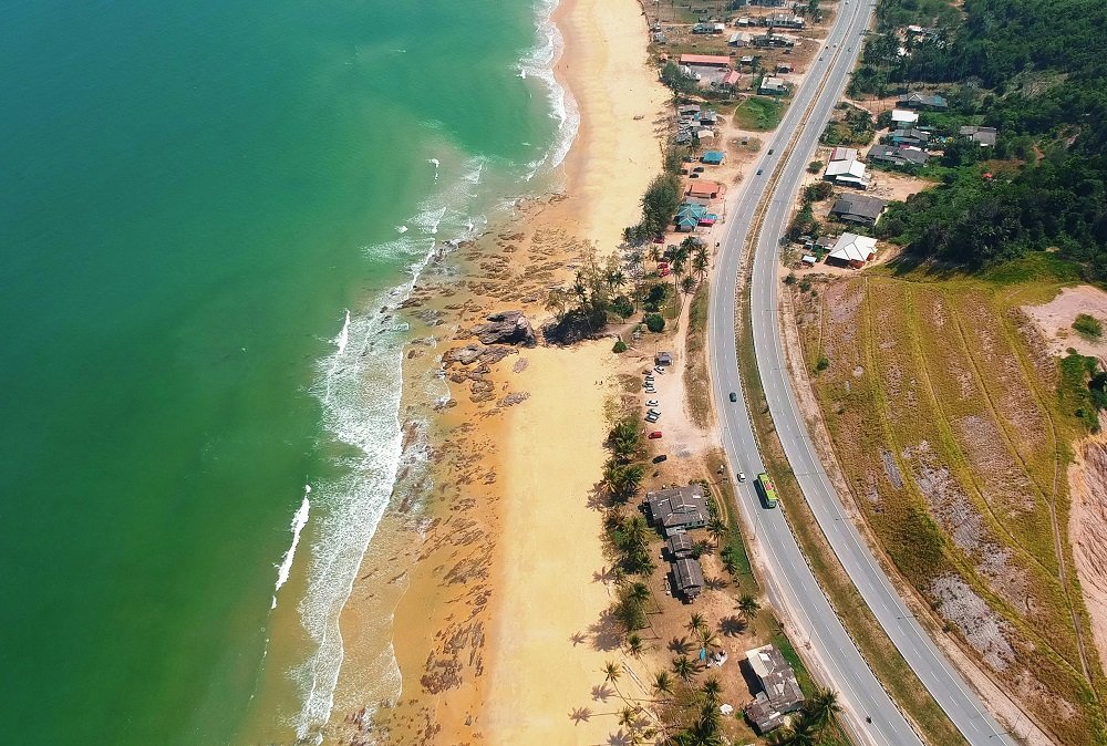 Beach and highway in Andaman island