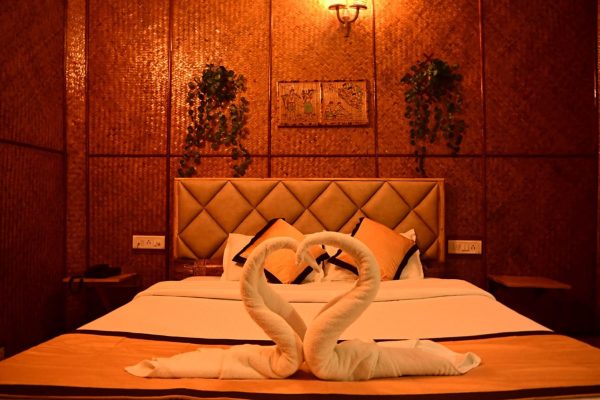Blue Bird Resort Deluxe Room 4