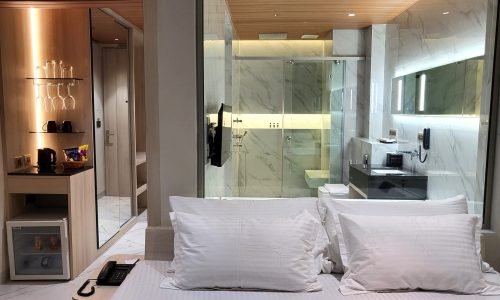 Deluxe Ocean View (1)