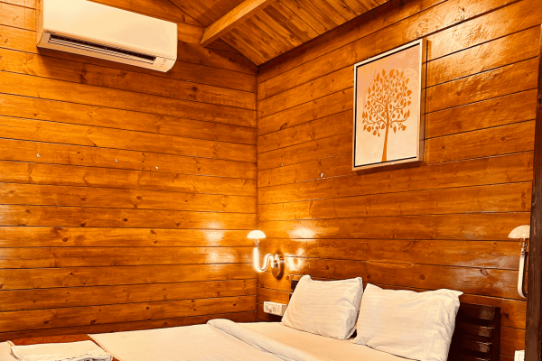 NK Neil ECO Royal Deluxe Cottage (5)