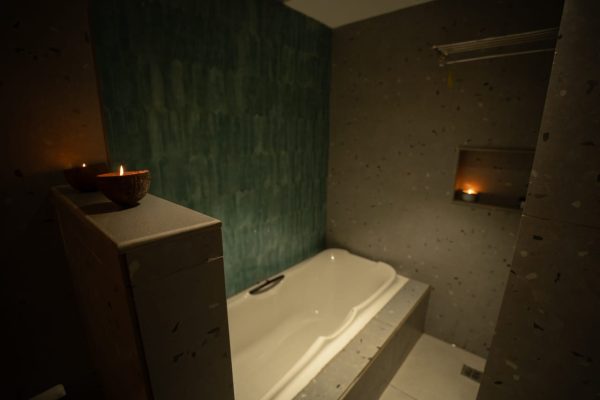 Sea cliff honeymoon suite (10)