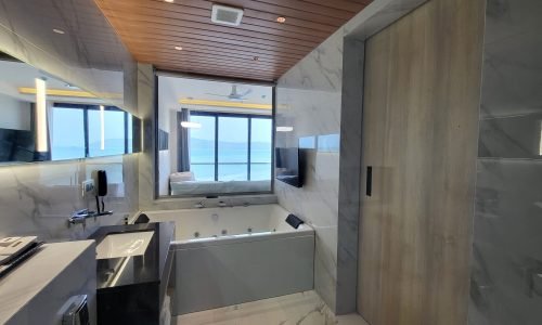 Superior Ocean View (2)